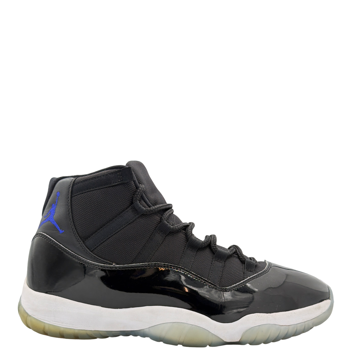 Jordan 11 Retro Space Jam (2016)