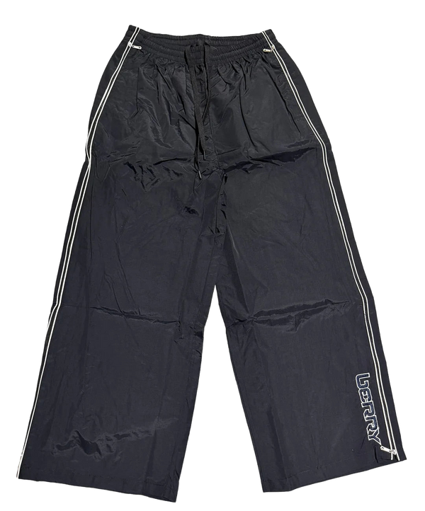 Raspberry Hills 'D Will' Sweatpants
