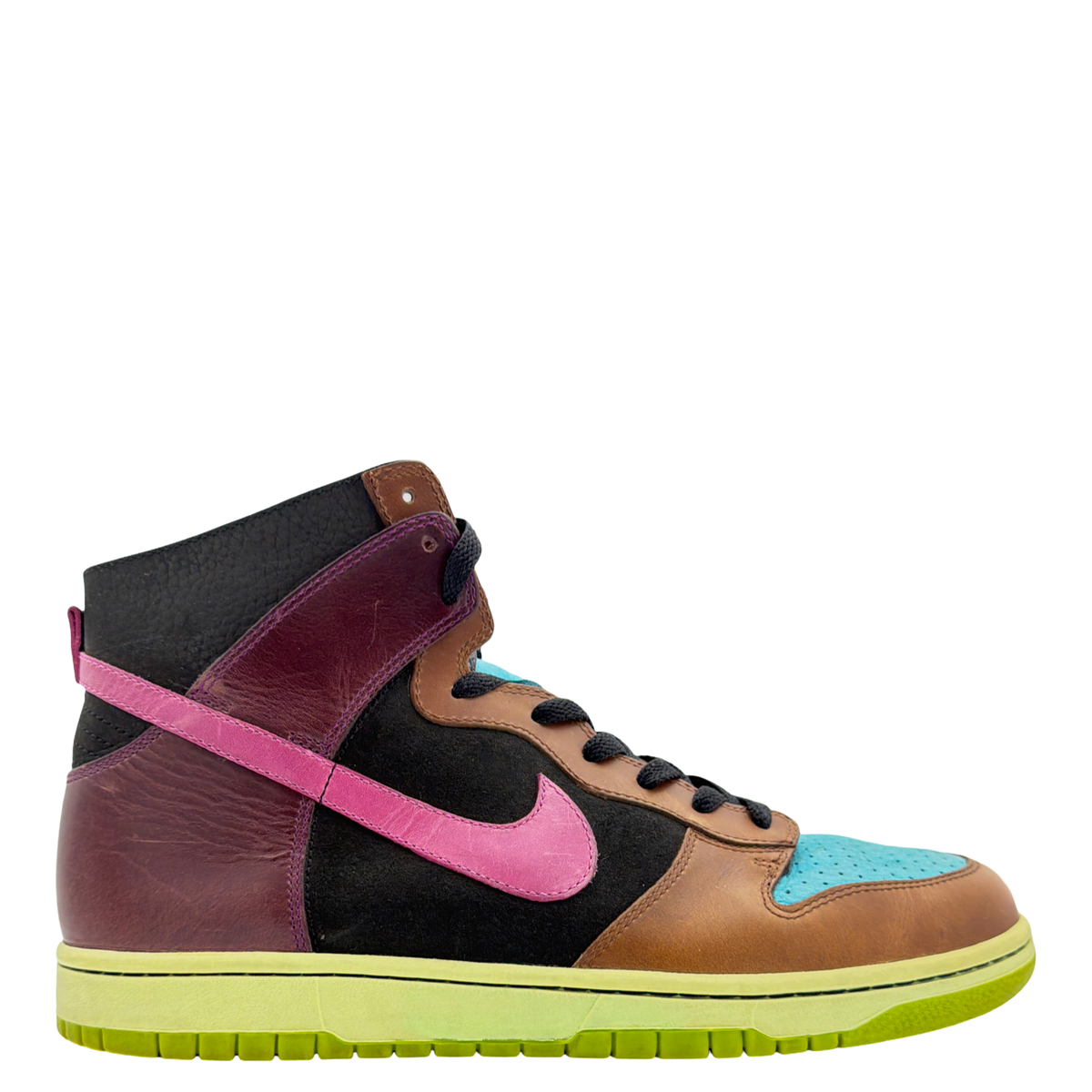 Nike Dunk High Undefeated