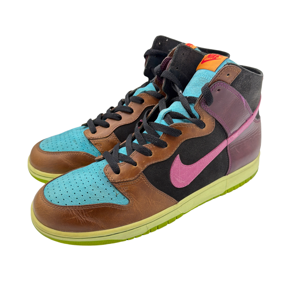 Nike Dunk High Undefeated